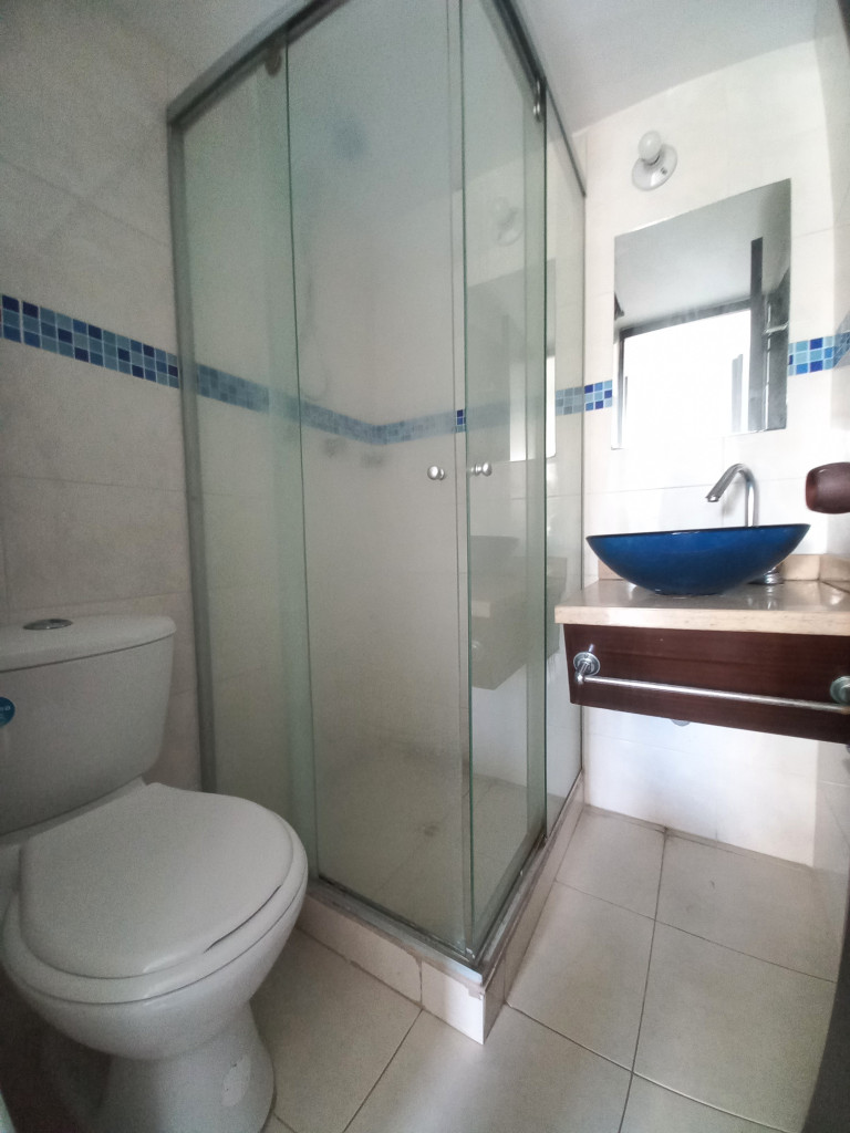 Apartamento En Arriendo - C.r Yerbabuena Piso 4, Ibagué