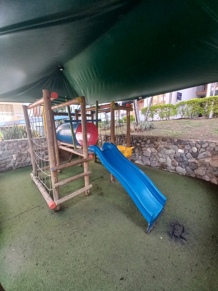 Apartamento En Arriendo - C.r Yerbabuena Piso 4, Ibagué