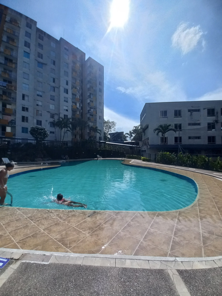 Apartamento En Arriendo - C.r Yerbabuena Piso 4, Ibagué