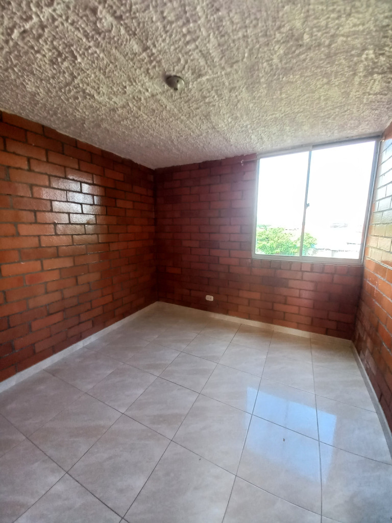 Apartamento En Arriendo - C.r Hacienda El Recreo Piso 3, Ibagué