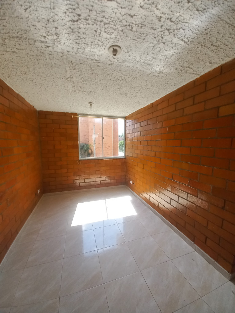 Apartamento En Arriendo - C.r Hacienda El Recreo Piso 3, Ibagué