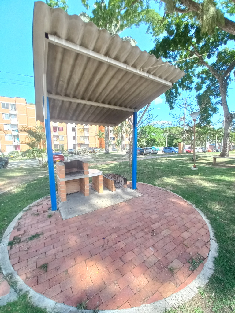 Apartamento En Arriendo - C.r Hacienda El Recreo Piso 3, Ibagué