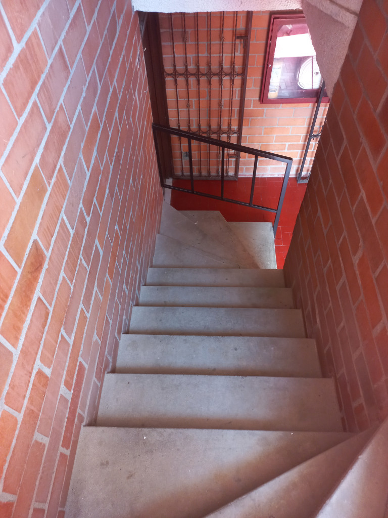 Apartamento En Arriendo - C.r Hacienda El Recreo Piso 3, Ibagué