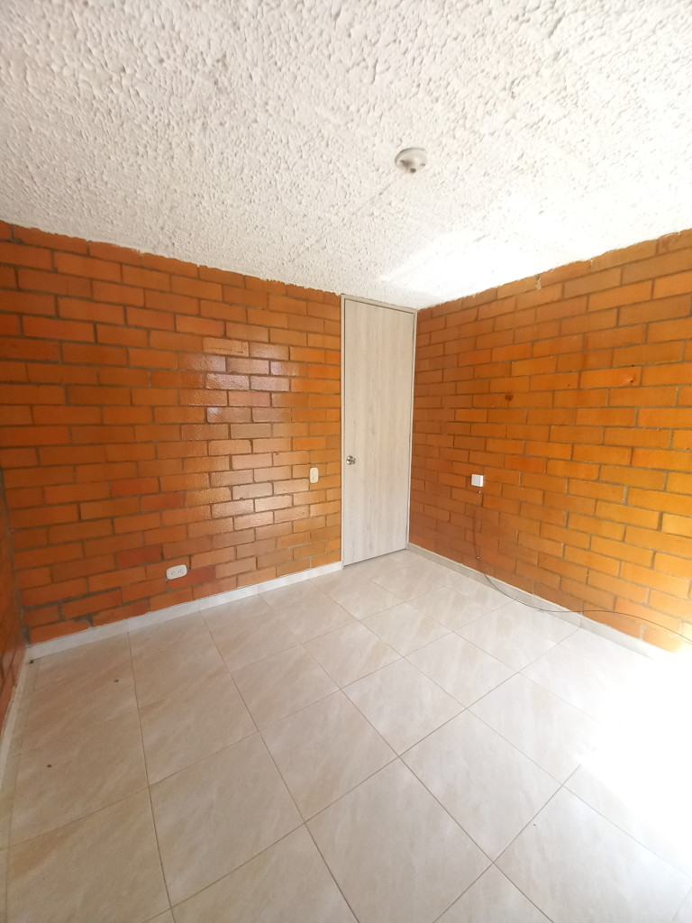 Apartamento En Arriendo - C.r Hacienda El Recreo Piso 3, Ibagué