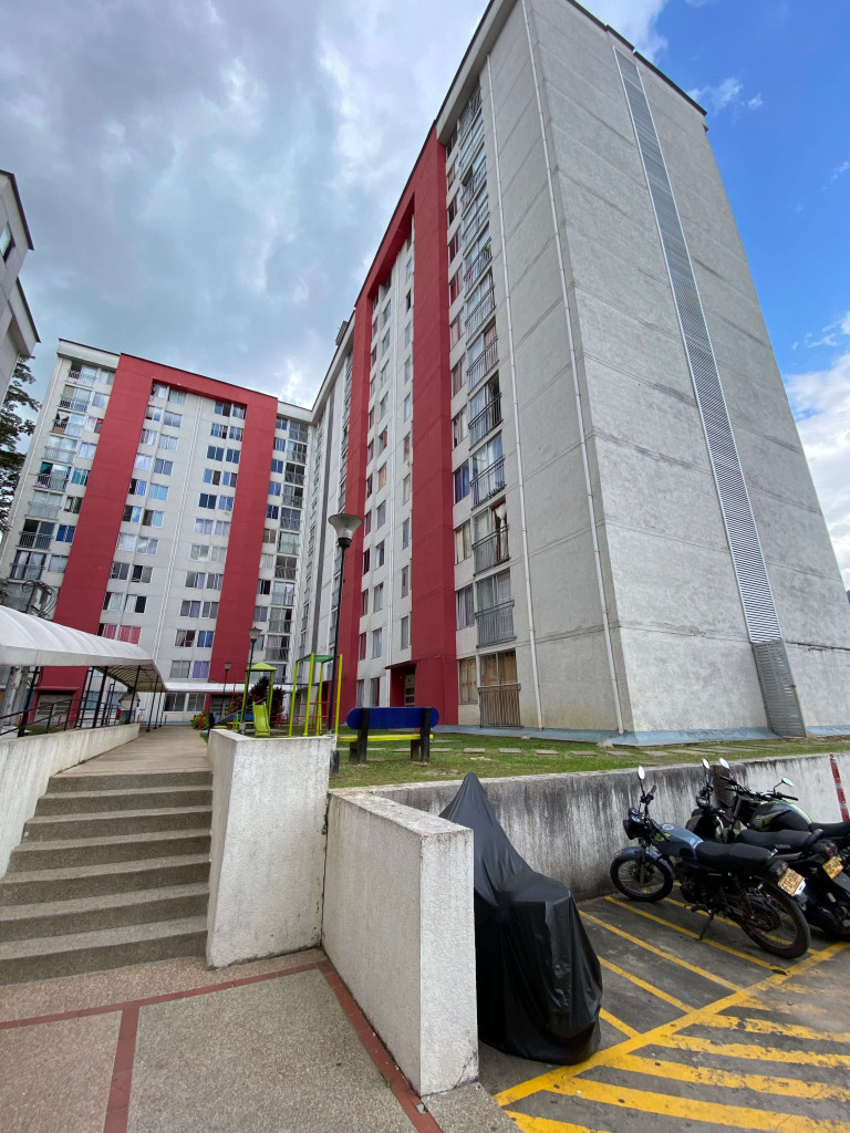 APARTAMENTO en ARRIENDO en ALTOS DE MIRAMAR ETAPA I PISO 11 — 2