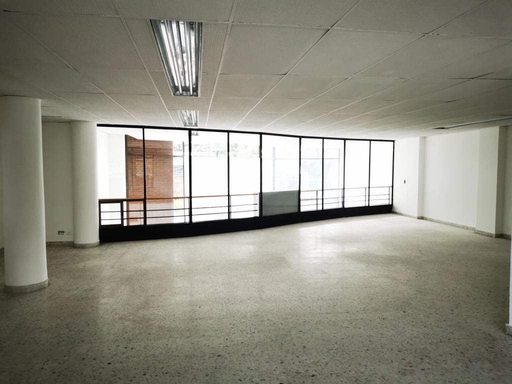 Edificio En Venta - Edificio 39 Con 5Ta, Ibagué