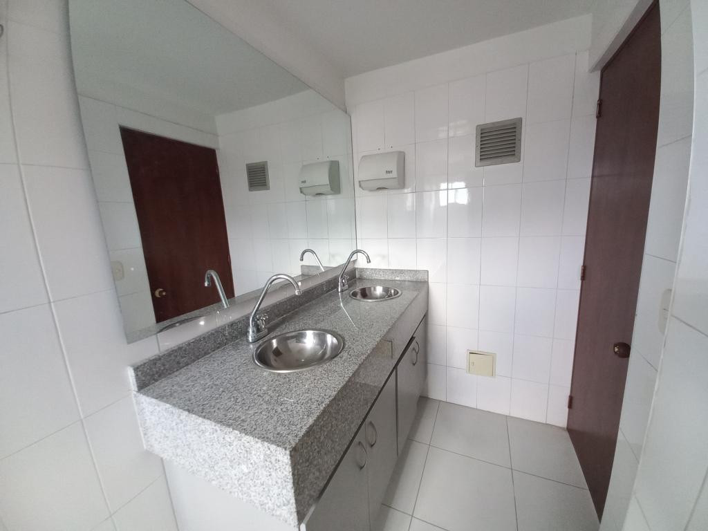 Edificio En Venta - Edificio 39 Con 5Ta, Ibagué
