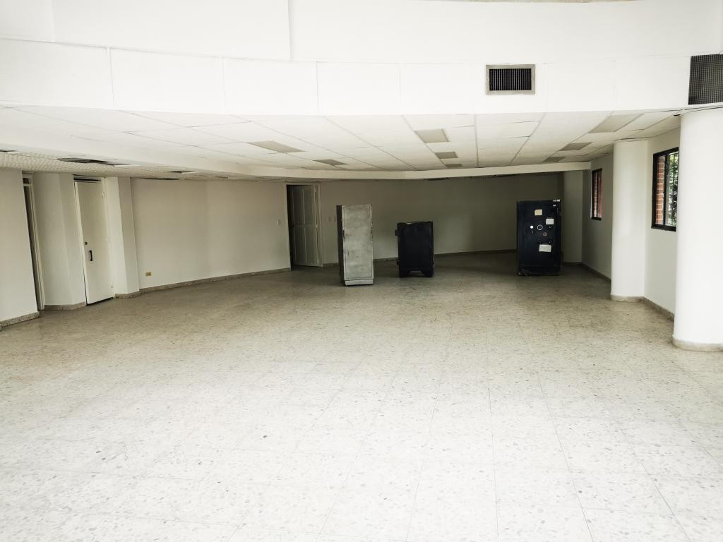 Edificio En Venta - Edificio 39 Con 5Ta, Ibagué