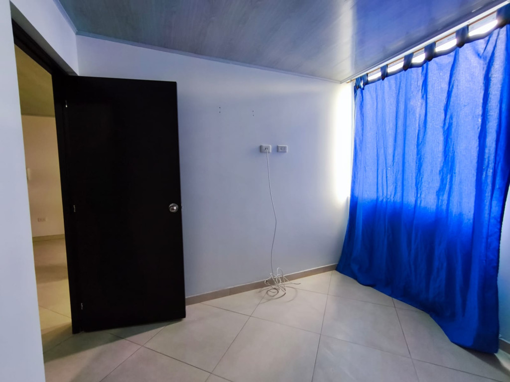 APARTAMENTO en ARRIENDO en MULTIFAMILIAR LA PALMA ЕТАРА III PISO 1 — 3