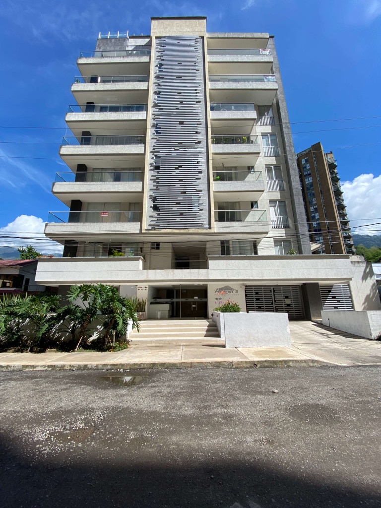 APARTAMENTO en ARRIENDO en EDIFICIO ANGEL VERGEL PISO 7 DUPLEX — 3