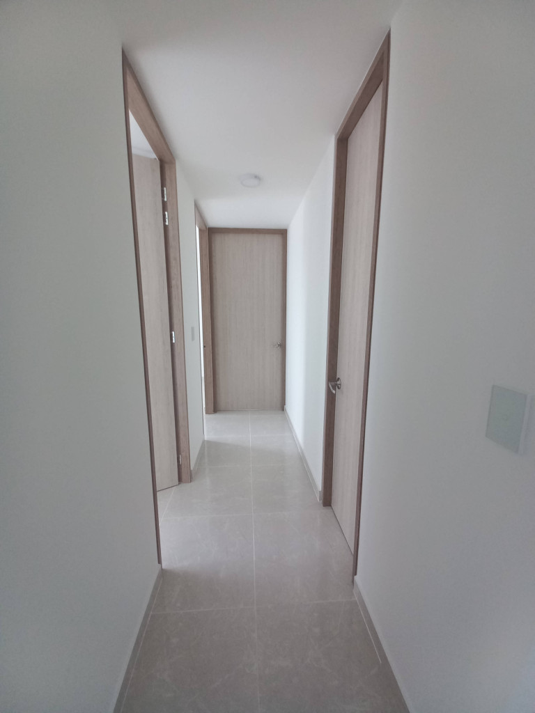 Apartamento En Arriendo - C.r Torreon De Varsovia Piso 15, Ibagué