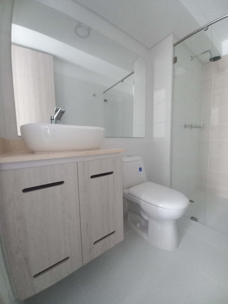 Apartamento En Arriendo - C.r Torreon De Varsovia Piso 15, Ibagué