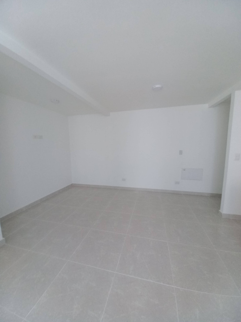 Apartamento En Arriendo - C.r Torreon De Varsovia Piso 15, Ibagué