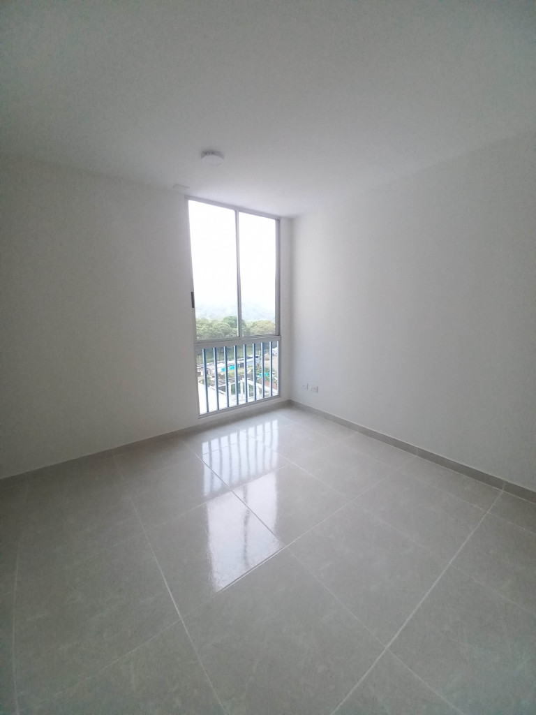Apartamento En Arriendo - C.r Torreon De Varsovia Piso 15, Ibagué