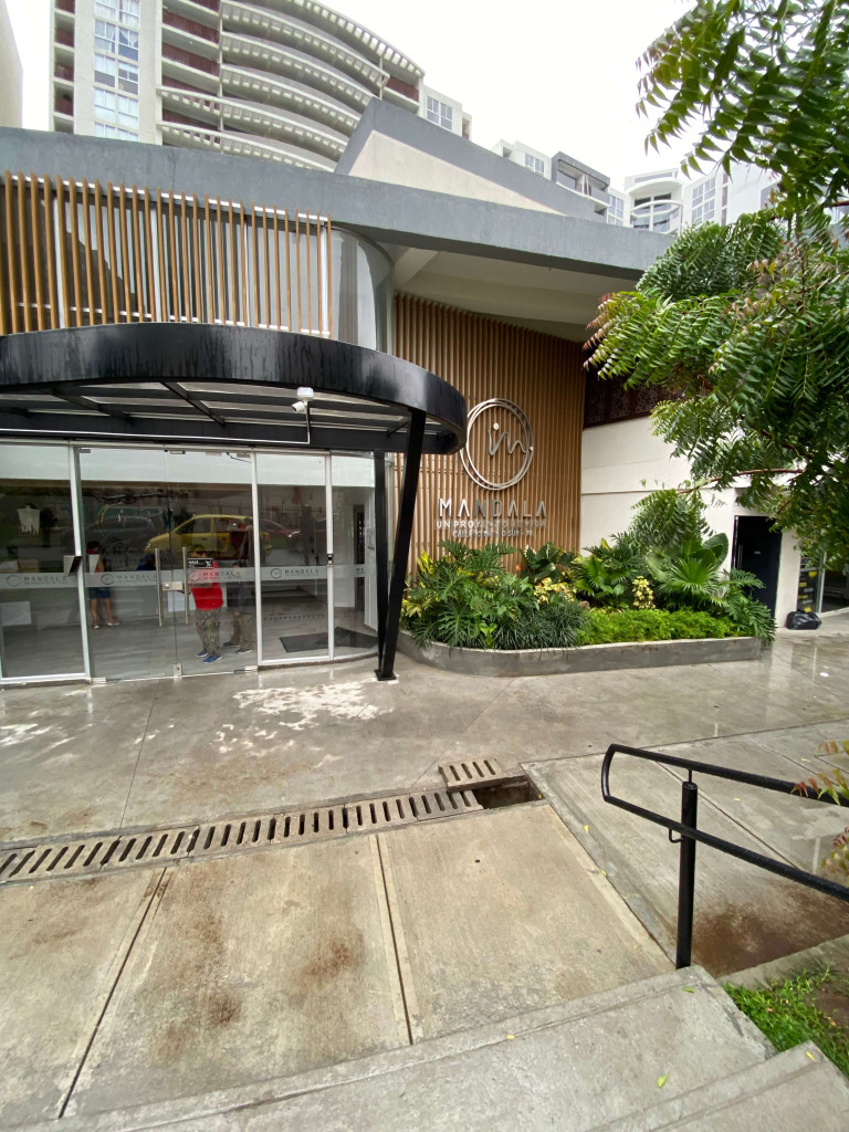 APARTAMENTO en ARRIENDO en EDIFICIO MANDALA PISO 16 — 3