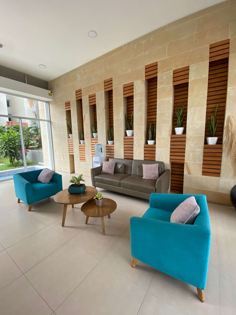 APARTAMENTO en ARRIENDO en C.R MALACA ETAPA I PISO 2 — 3