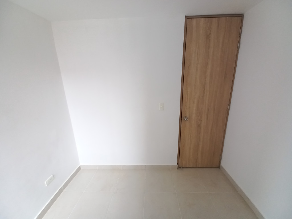 Apartamento En Venta - Altos De Miramar Piso 4, Ibagué