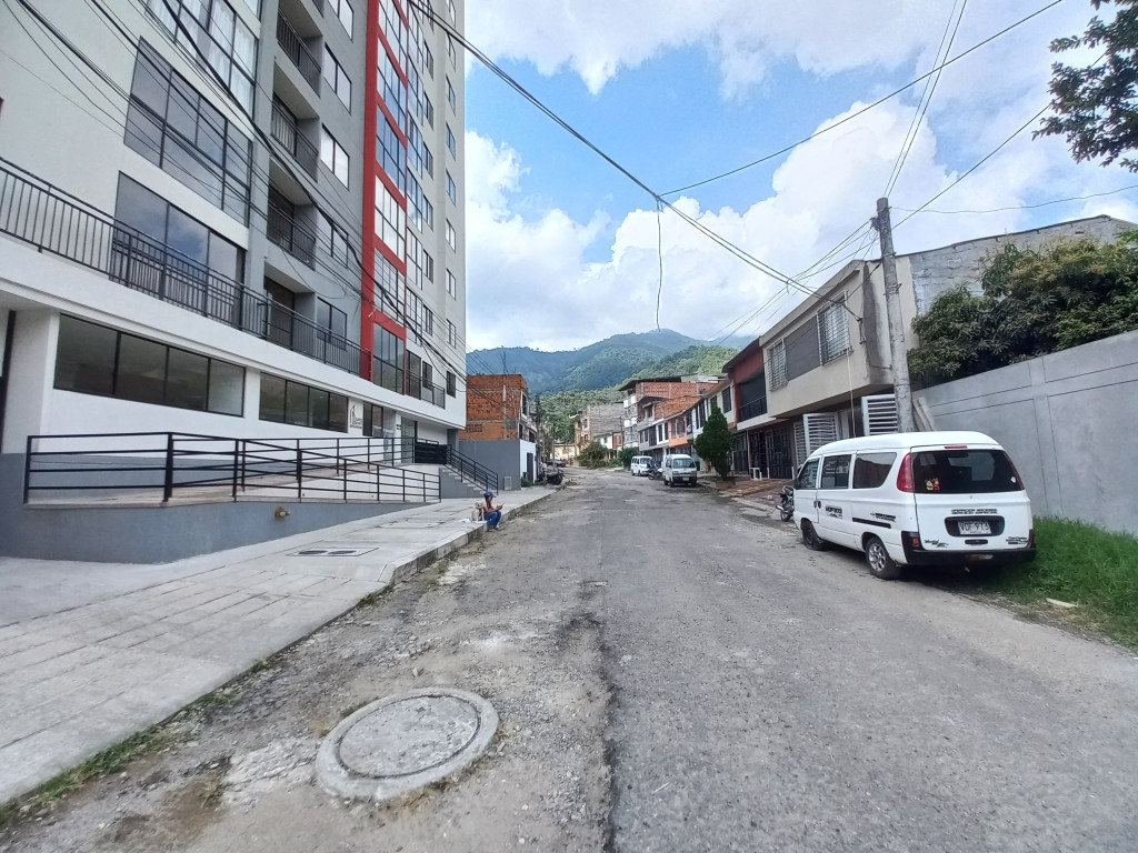 Apartamento En Venta - Edificio Centro Comercial Pasaje Real Piso 4, Ibagué