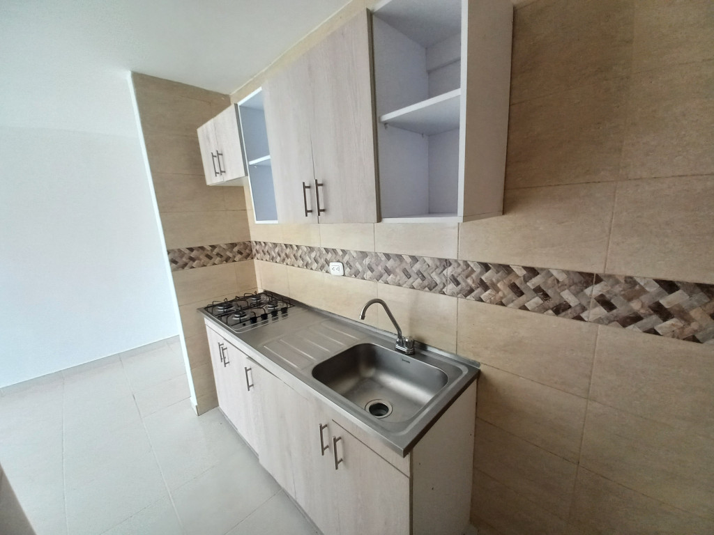 Apartamento En Venta - Altos De Miramar Piso 4, Ibagué