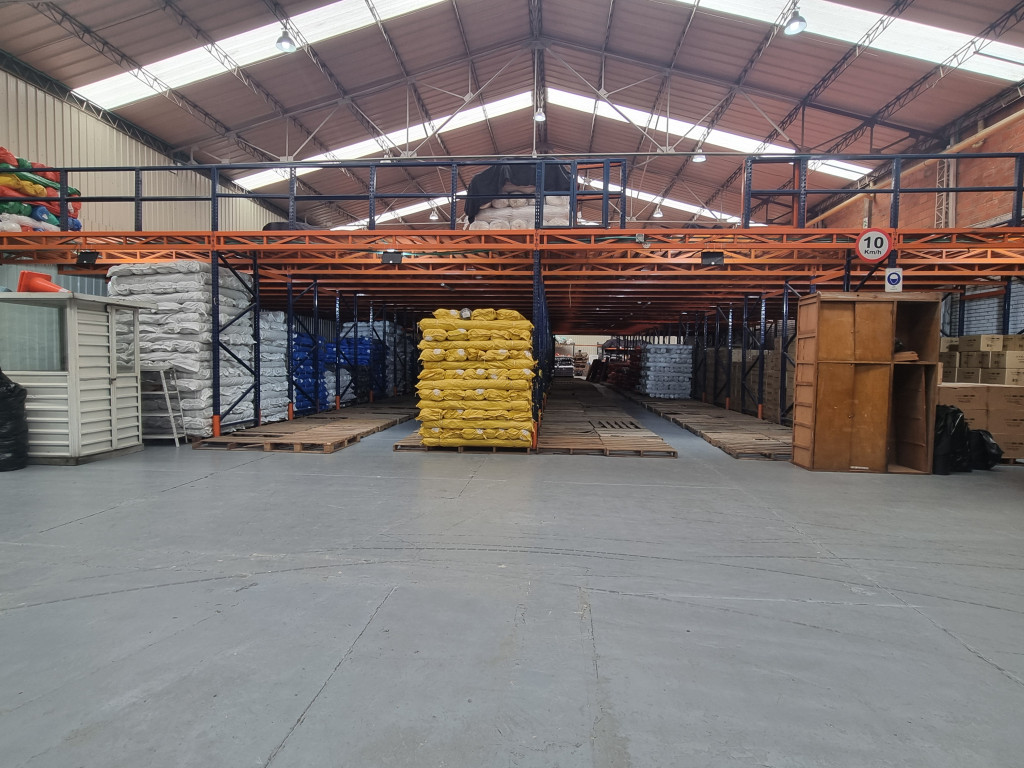 BODEGA Montevideo-Fontibón