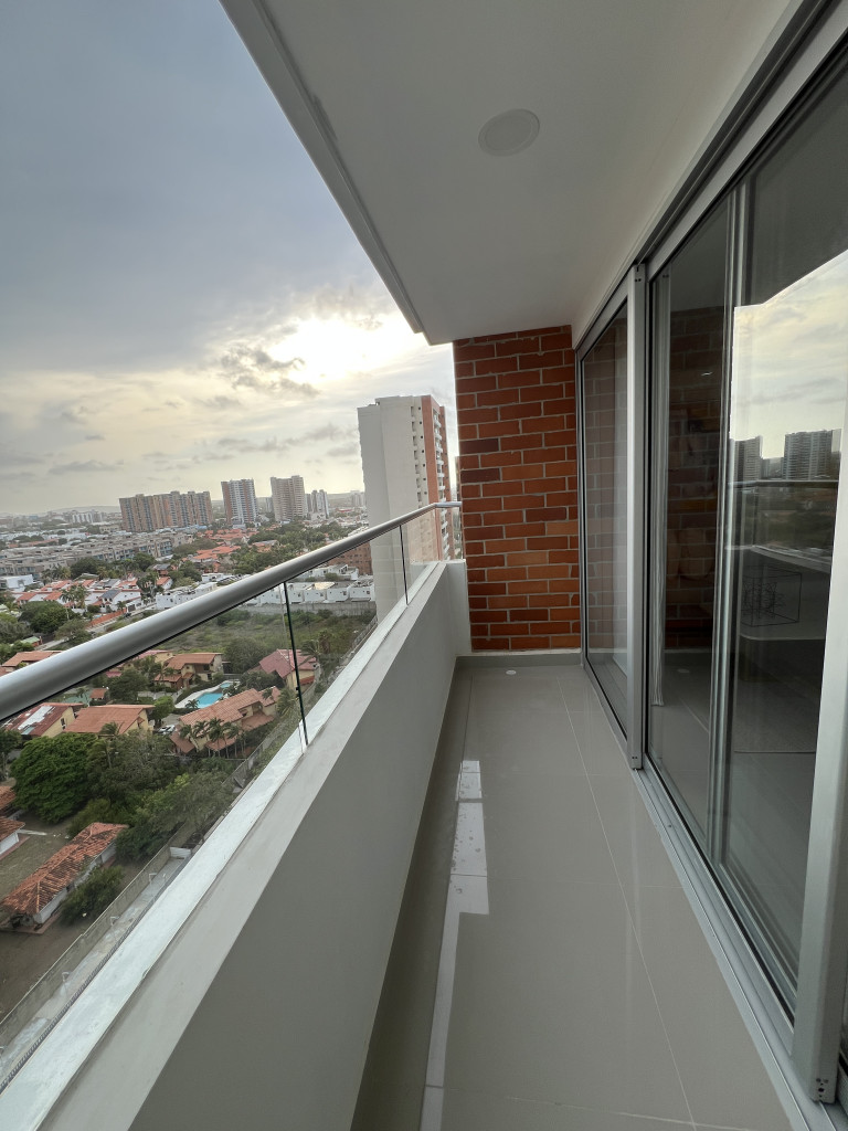 APARTAMENTO Altos de los Rosales