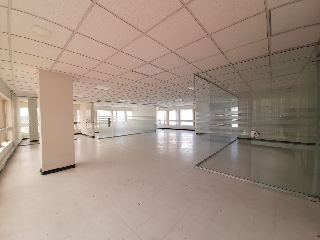 Oficina En Arriendo/Venta - Las Nieves, Bogotá