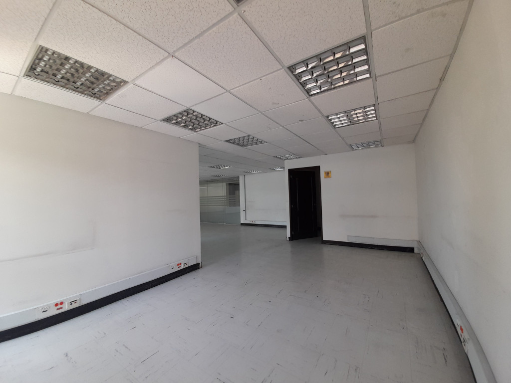 Oficina En Arriendo/Venta - Las Nieves, Bogotá