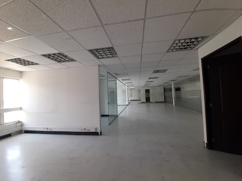 Oficina En Arriendo/Venta - Las Nieves, Bogotá