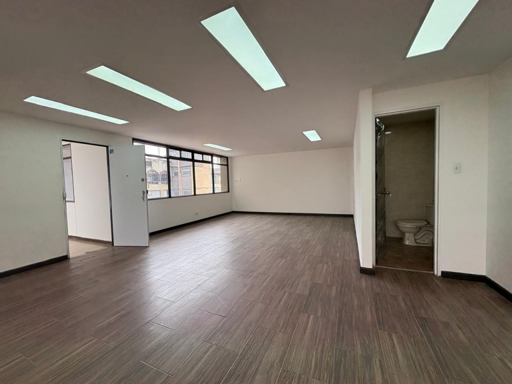 Oficina En Venta - Las Nieves, Bogotá