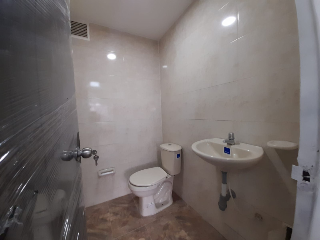 Oficina En Arriendo - Nueva Santa Fe De Bogotá, Bogotá