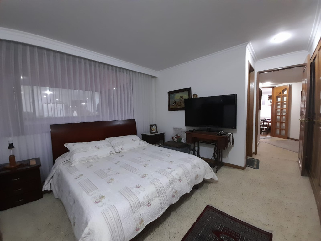 Apartamento En Venta - Los Rosales, Bogotá