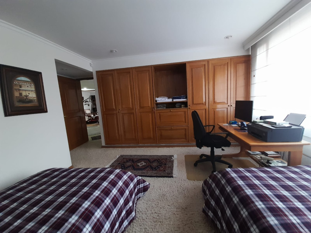 Apartamento En Venta - Los Rosales, Bogotá
