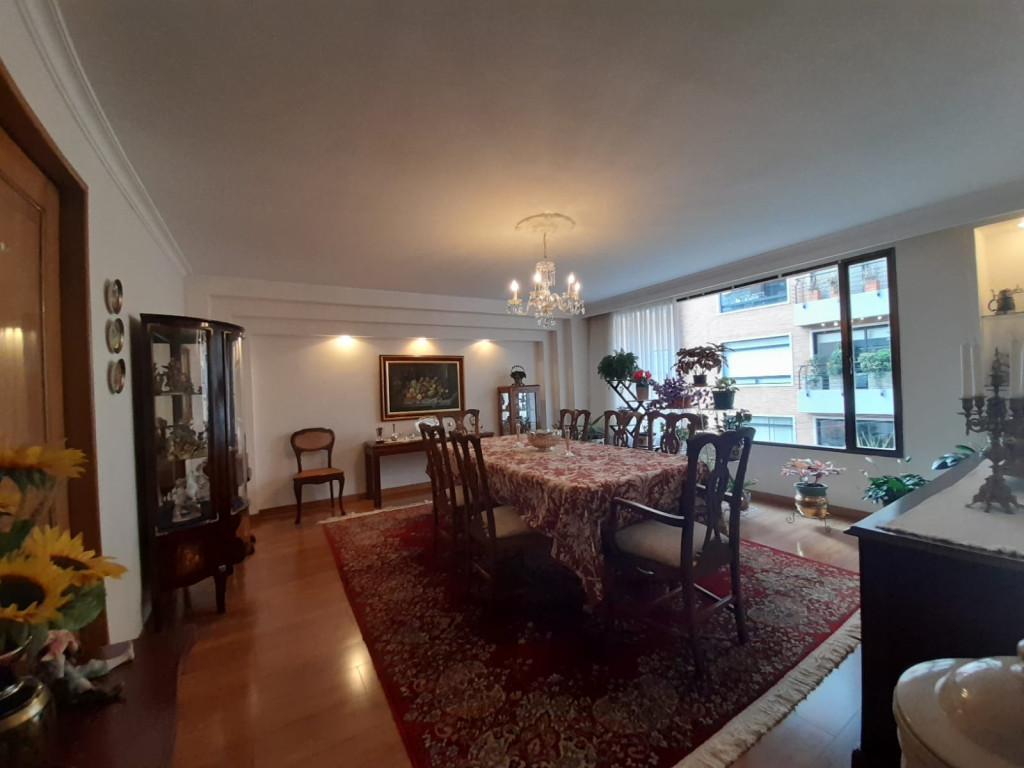 Apartamento En Venta - Los Rosales, Bogotá