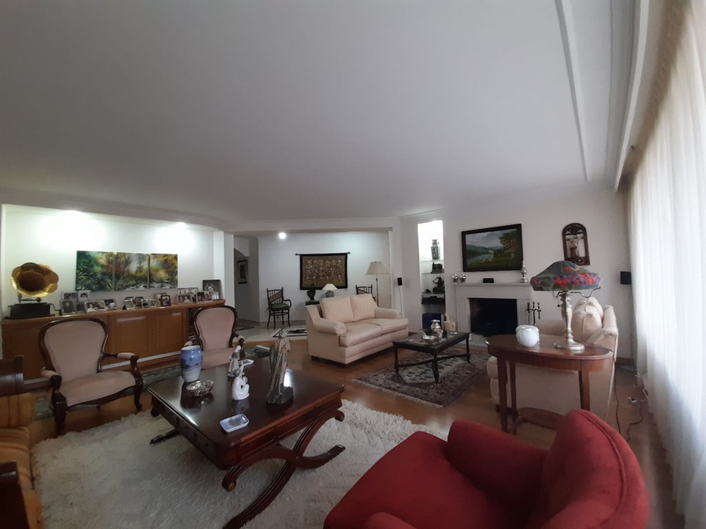 Apartamento En Venta - Los Rosales, Bogotá