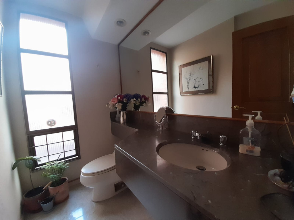 Apartamento En Venta - Los Rosales, Bogotá