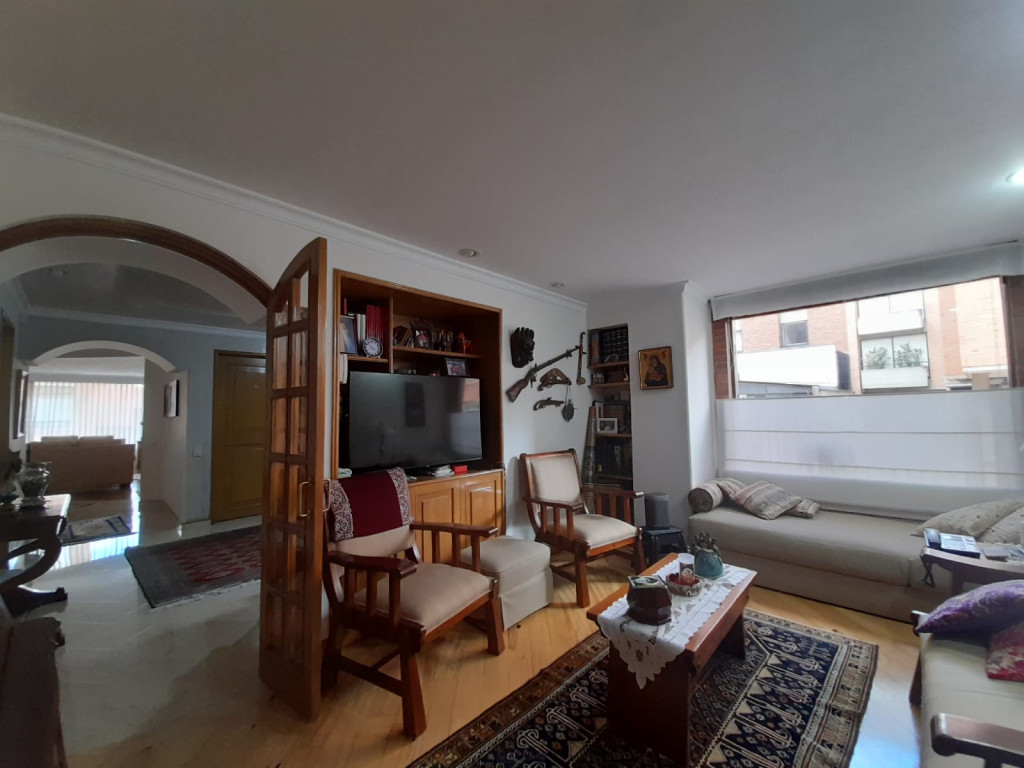 Apartamento En Venta - Los Rosales, Bogotá