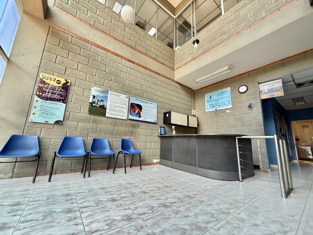 Bodega En Venta - Via Giron, Bucaramanga