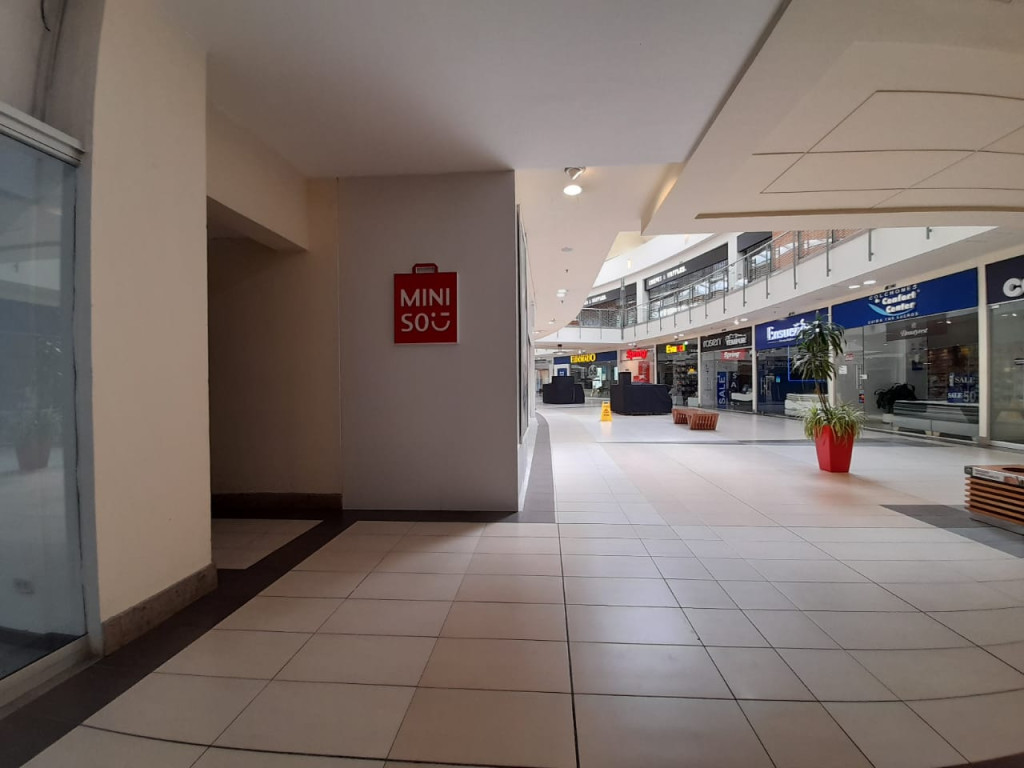 Local En Arriendo/Venta - Avenida Pradilla, Chia