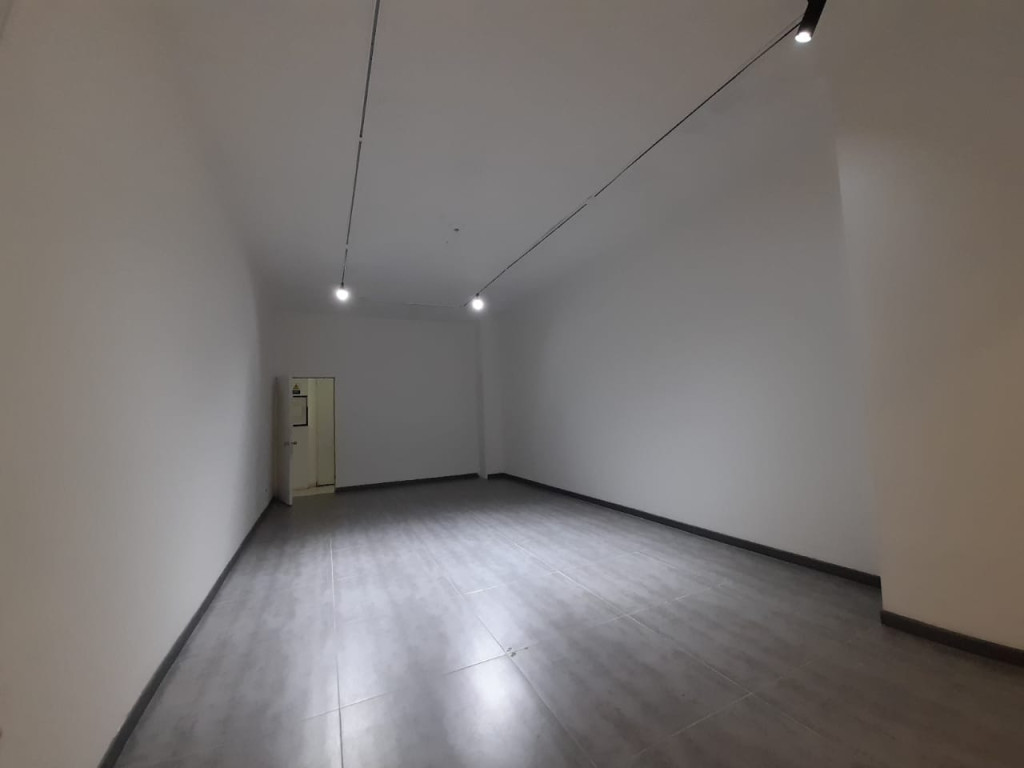 Local En Arriendo/Venta - Avenida Pradilla, Chia