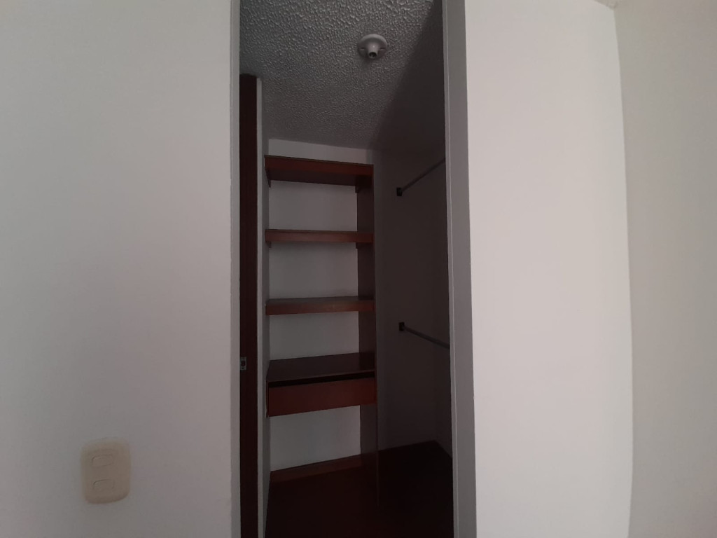Apartamento En Arriendo - Los Pinos, Bogotá