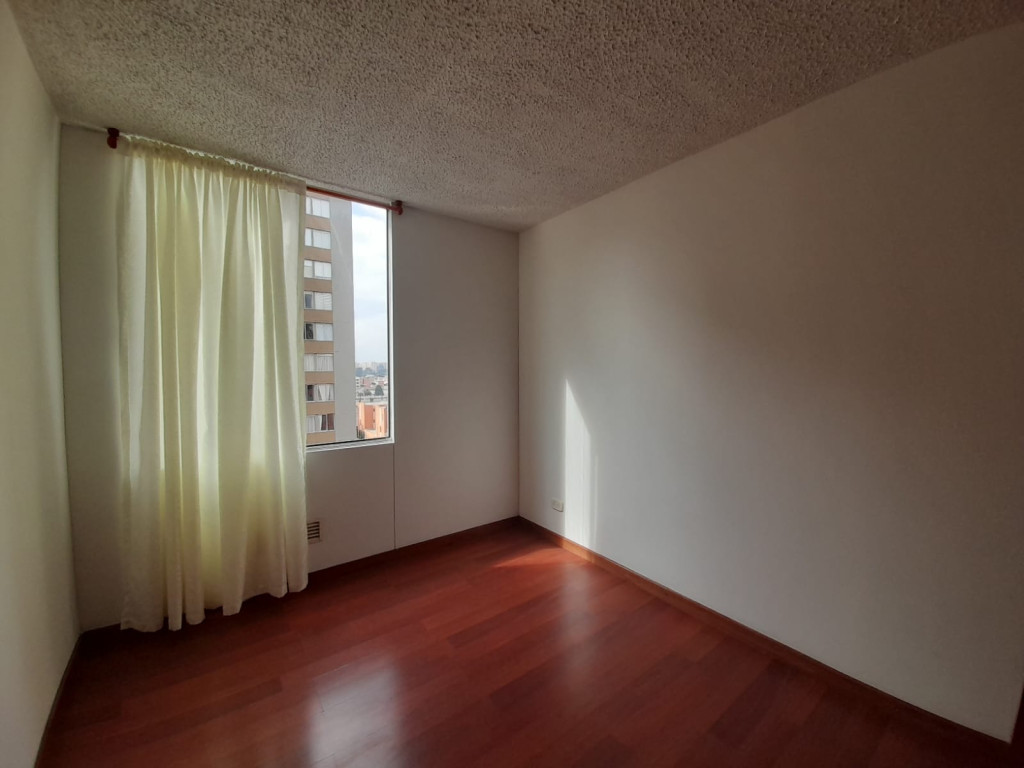 Apartamento En Arriendo - Los Pinos, Bogotá