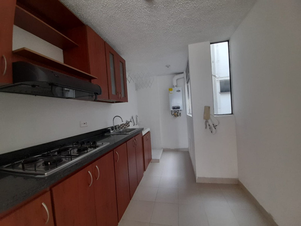 Apartamento En Arriendo - Los Pinos, Bogotá