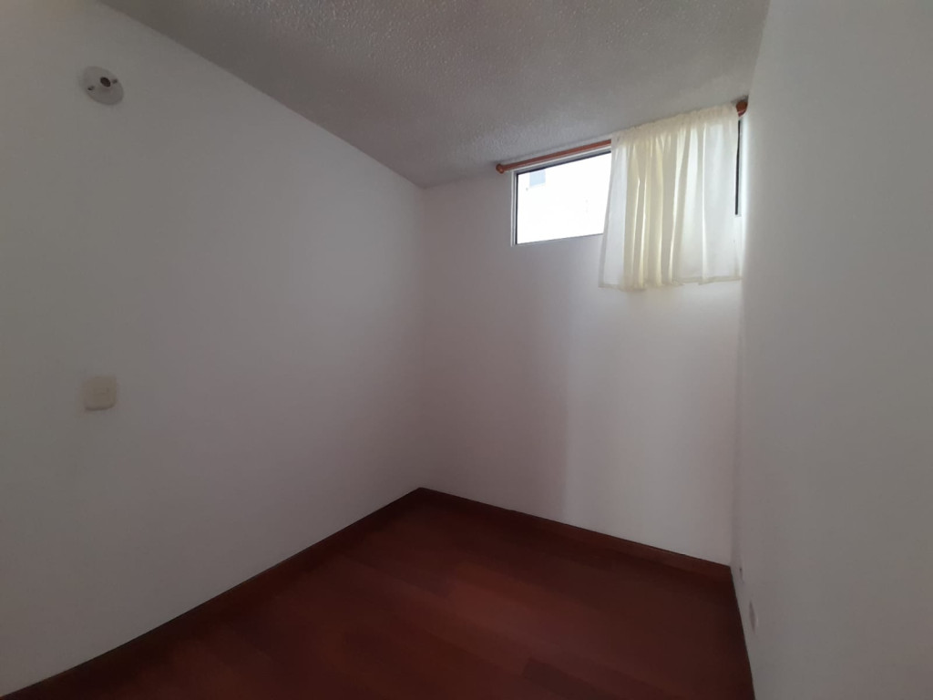 Apartamento En Arriendo - Los Pinos, Bogotá