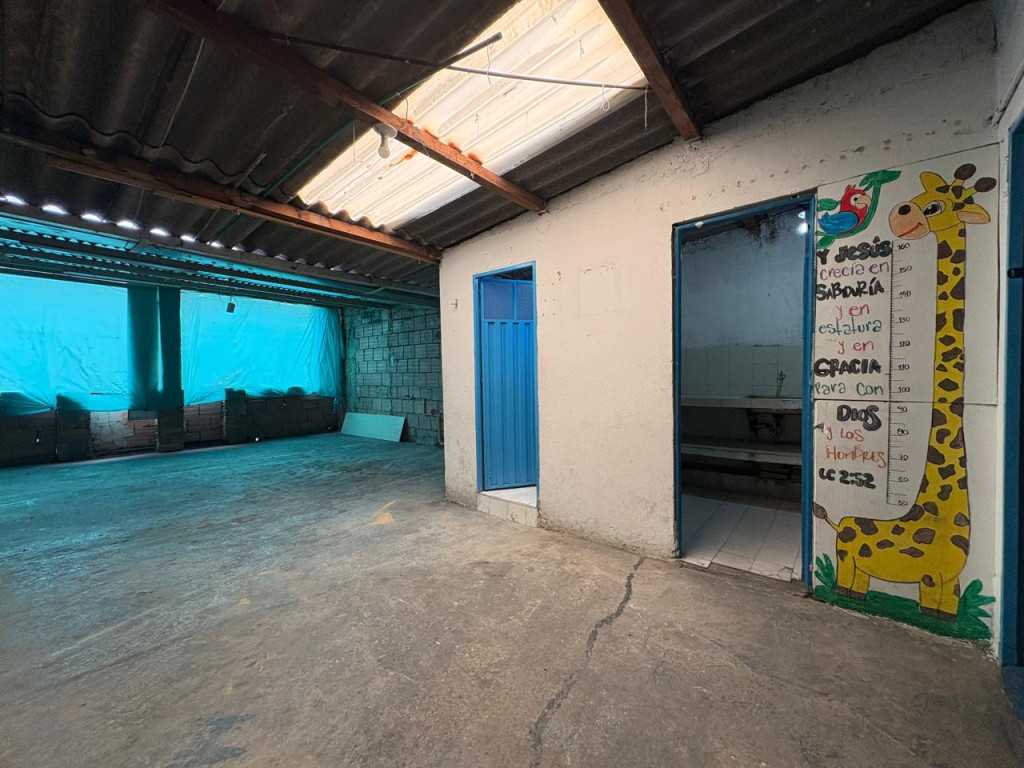 Bodega En Arriendo - Isla Del Sol-Tunjuelito, Bogotá
