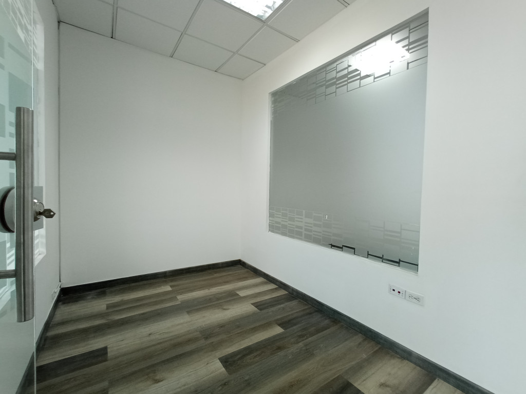 Oficina En Venta - Bosque De Pinos-Usaquén, Bogotá