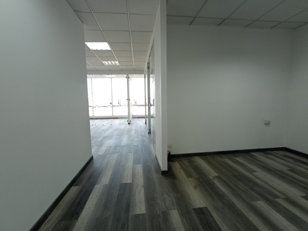 Oficina En Venta - Bosque De Pinos-Usaquén, Bogotá