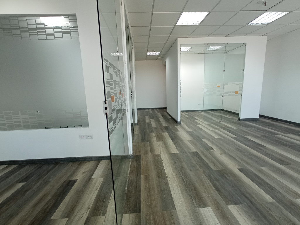 Oficina En Venta - Bosque De Pinos-Usaquén, Bogotá