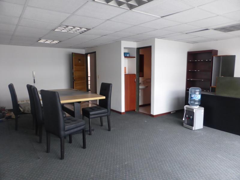 Oficina En Venta - Antiguo Country, Bogotá