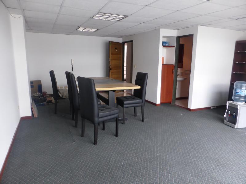 Oficina En Venta - Antiguo Country, Bogotá