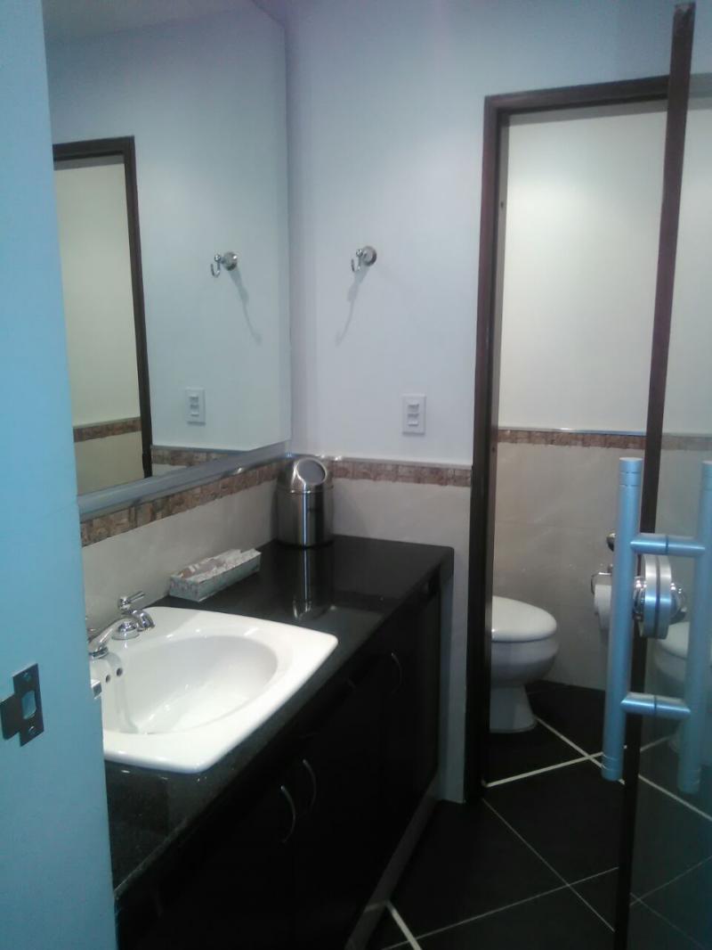 Oficina En Arriendo/Venta - El Virrey, Bogotá